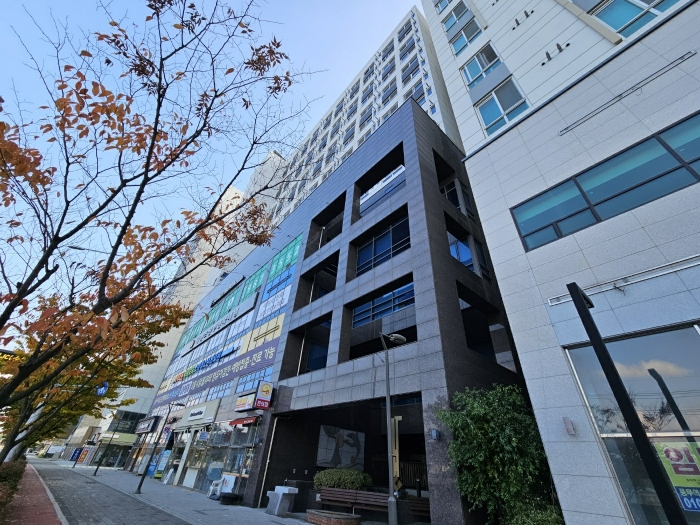 [본건 전경] 본건 북서측에서 촬영