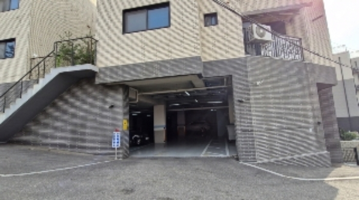 (물건 2) 지하주차장 출입구 (지하1층)