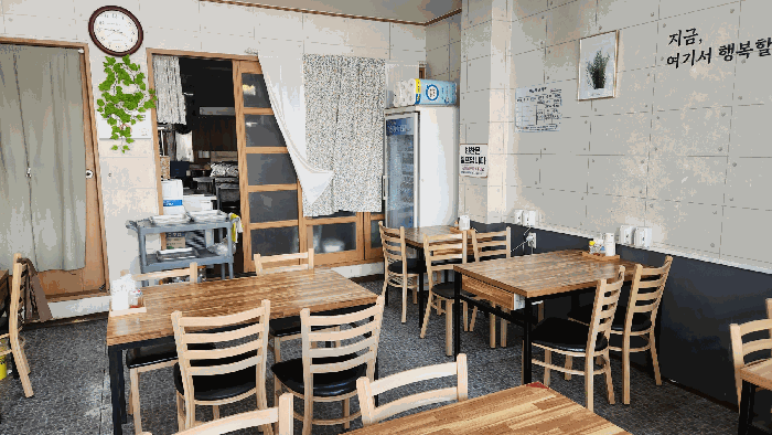 1층 중간점포 내부