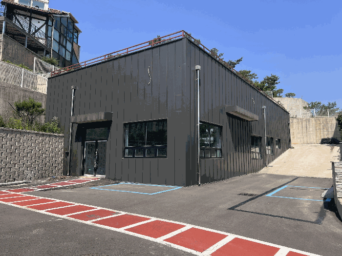 본건 기호(7), (8) 전경