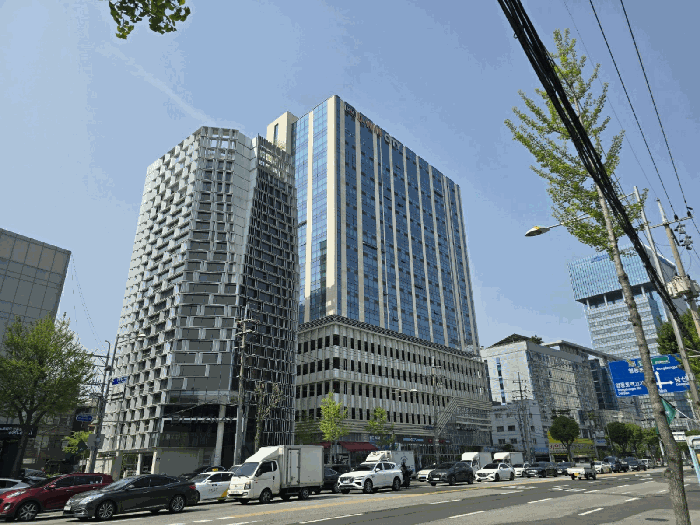 본건 건물 전경