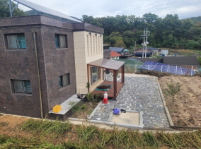 목록3. 제시외 비가림막