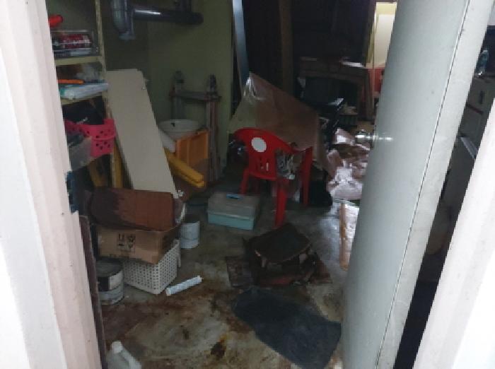 지하 좌측 내부