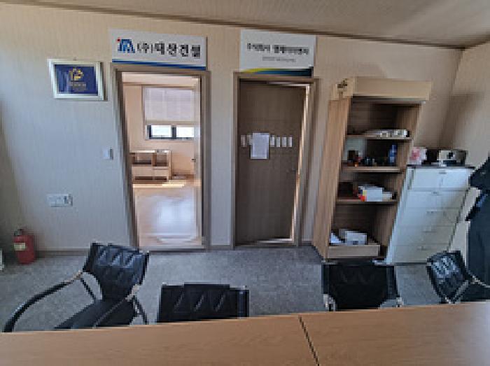 부속건물 2층 전경