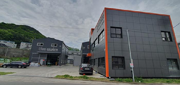 기호1 토지 및 기호2,3 제시 건물 전경