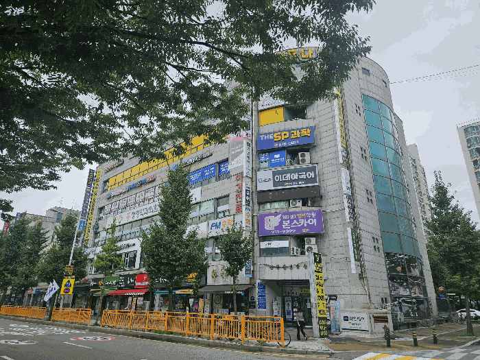 본건 전경
(남동측에서 촬영)