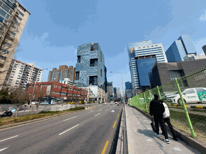 본건 주위전경(서측에서 촬영)