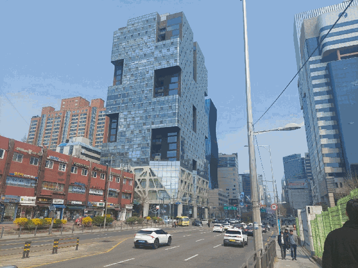 본건 건물 전경