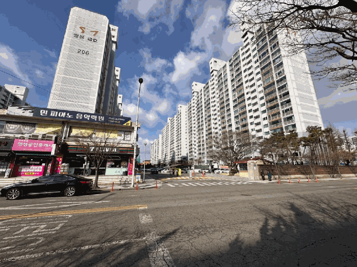 대상 단지 전경 : 동측에서 촬영