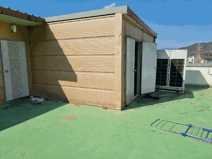 제시외건물(ㄴ) 및 제시외건물(ㄷ)