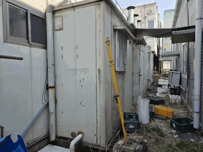 [제시외 건물(ㄱ)]