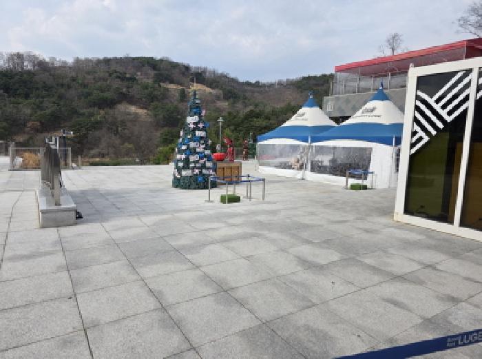 제시외 지상 구조물 등 사진