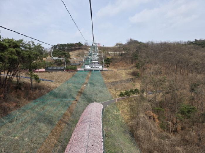 이건 부동산 일대 체어리프트기 기계 및 시설 전경