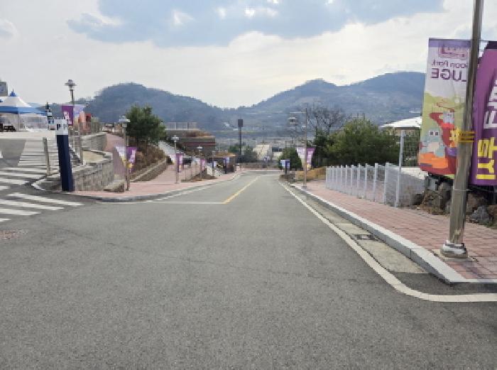 진입 도로 전경