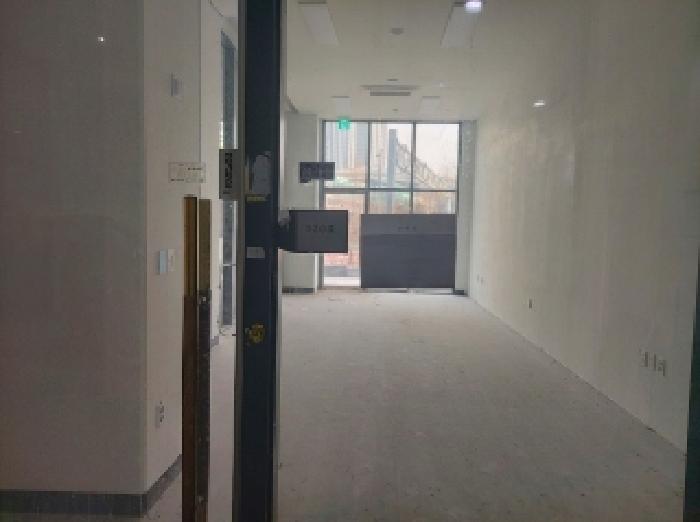 본건 상가 건물 전경