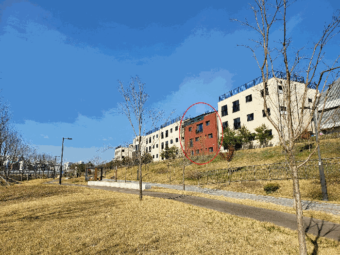 본 건 주위 전경(남서측에서 촬영)