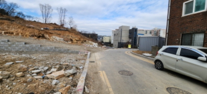 목록 부동산 진입로 전경