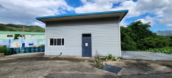 목록8 소재 제시외 판넬 조립식 창고 전경