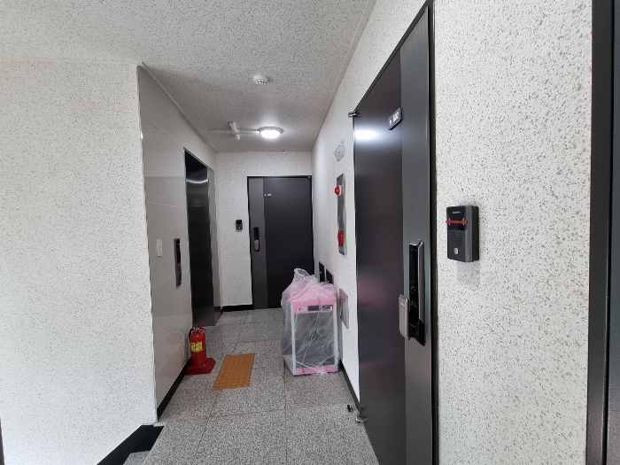 본건이 소재한 6층 복도