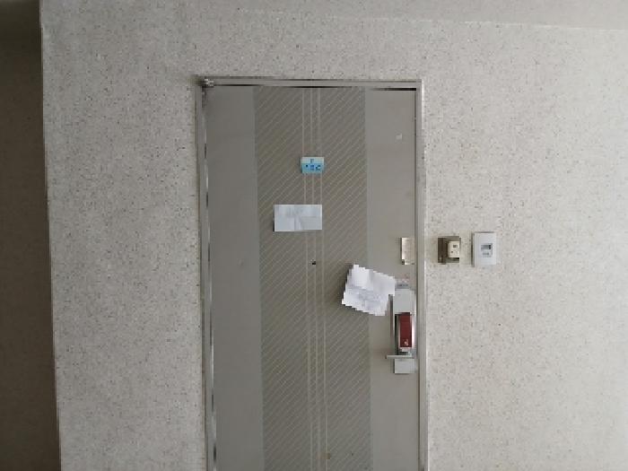 세대출입문(안내문부착)