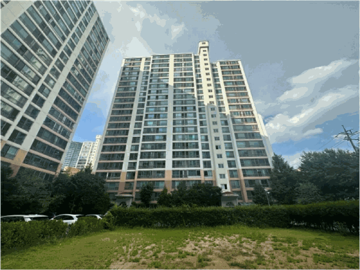 본건 건물(213동) 전경