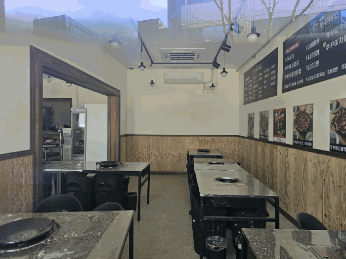 본건 115호 전경(내부)