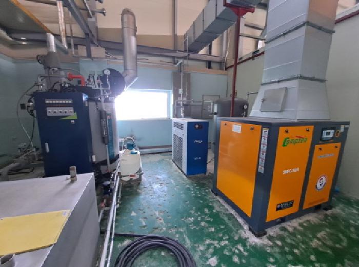 목록 2 내부 남서쪽 조립식 보일러실 내부