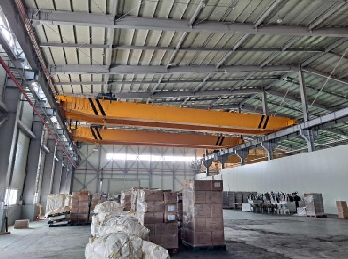 목록 2 내부 천장부분 크레인 2기