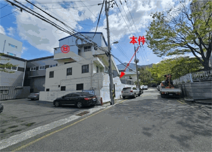 주위전경 및
제시외건물 ㉥