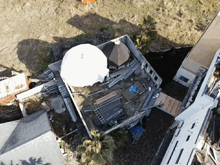 본건 전경 - 드론 촬영[제시외건물(ㅁ) 옥상]