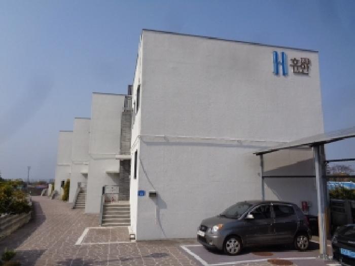 소재지 1.(사라길 144, 광령휴안1차) 건물 전경