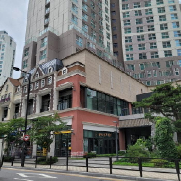 본건 건물 전경