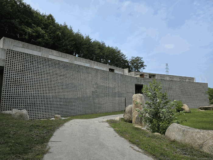 본건 기호1(1동), 2(2동) 전경