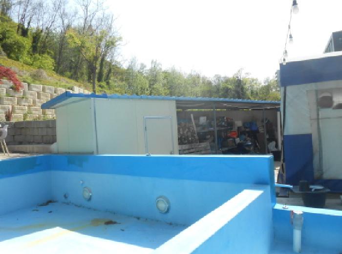 목록1 제시외 창고 모습