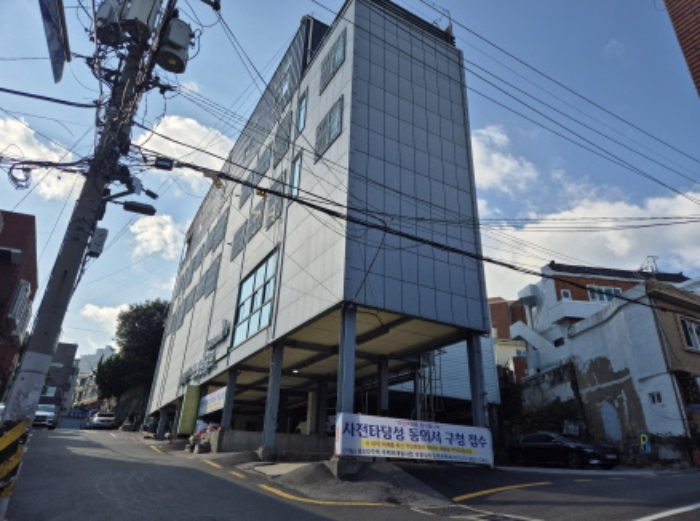 본건 목록 1.-4. 전경