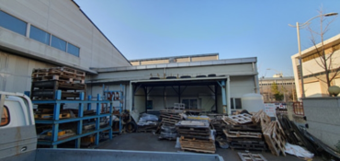 기호 2 제시건물 공장 전경