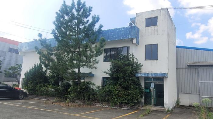 제시건물(다) 및 조경수