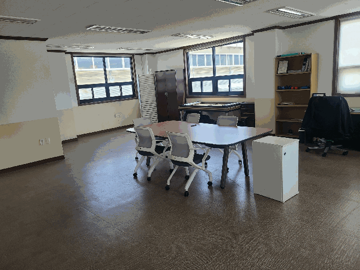 일련번호(5-2) 건물 2층 내부