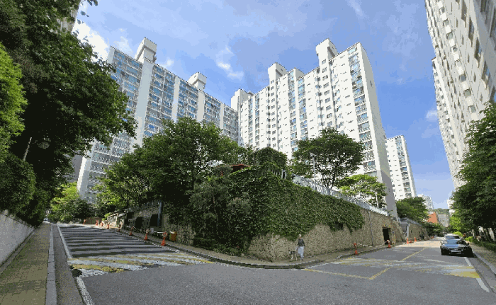 본건 105동 전경