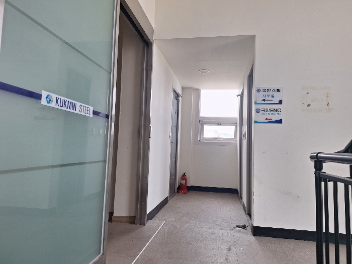 [비동 2층 입구]