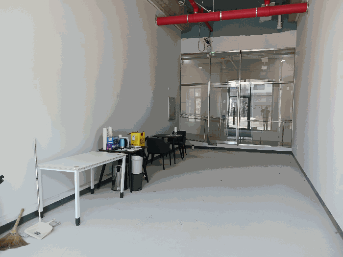 본건 (103호) 내부.