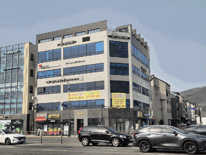 3 본건 전경(동측 촬영)