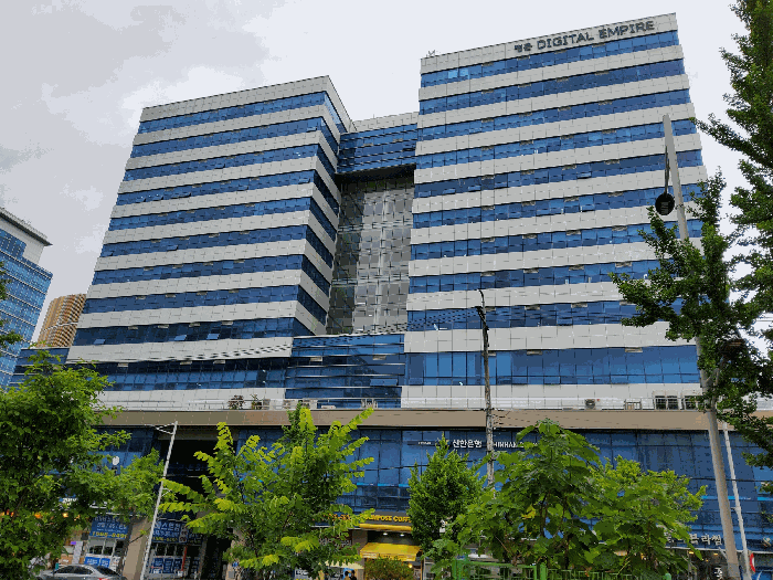 본건 건물 전경