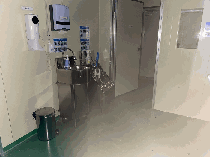 기호(1) 주건물 1층 내부