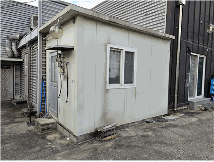 【 제시외 건물 ㄱ) 】