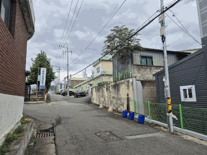 본건 전경(남서측에서 촬영)