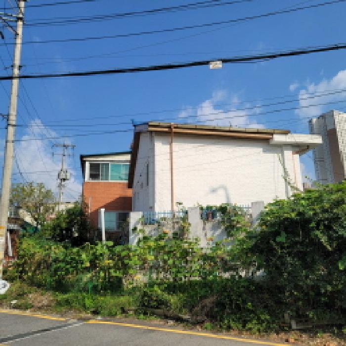 목록1 토지 및 목록2 건물 전경