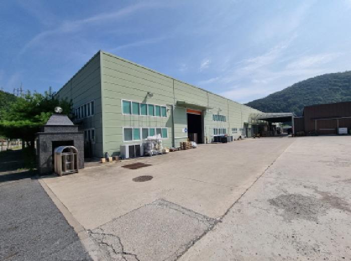 남쪽에서 대각선 촬영