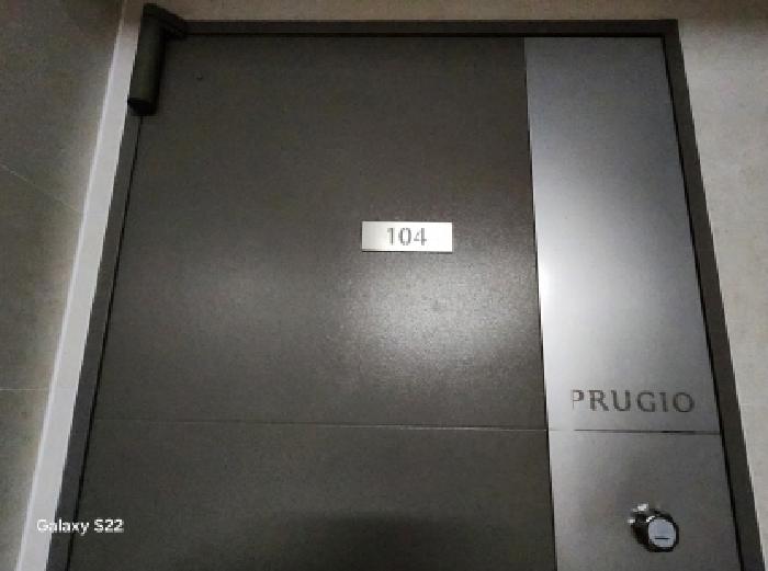 목록1. 세대출입문
(104호)