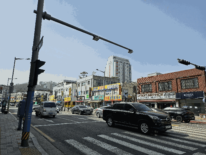 본건 인근 전경(소새울역 방향)